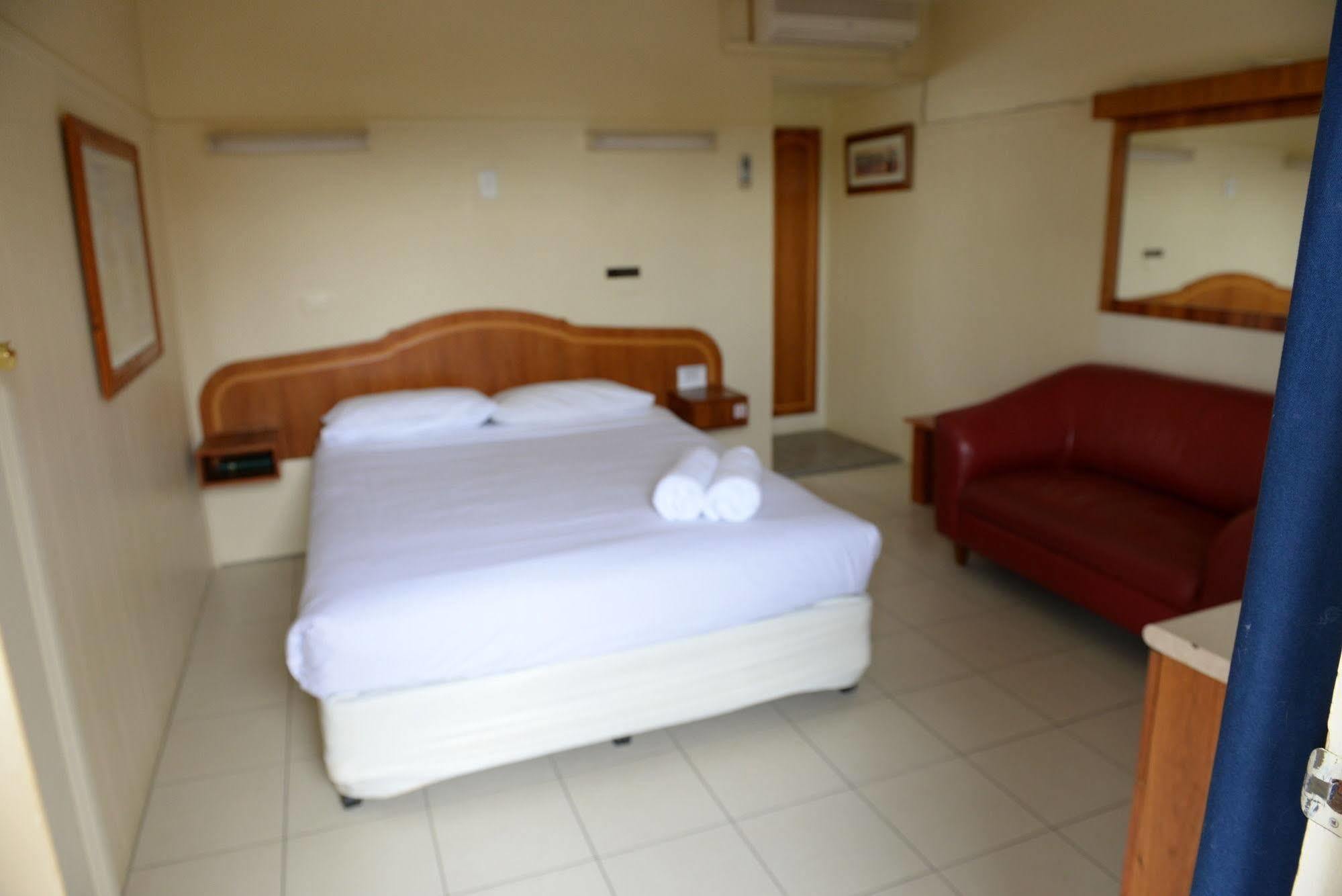 Ardeanal Motel Вест-Вайалонг Екстер'єр фото